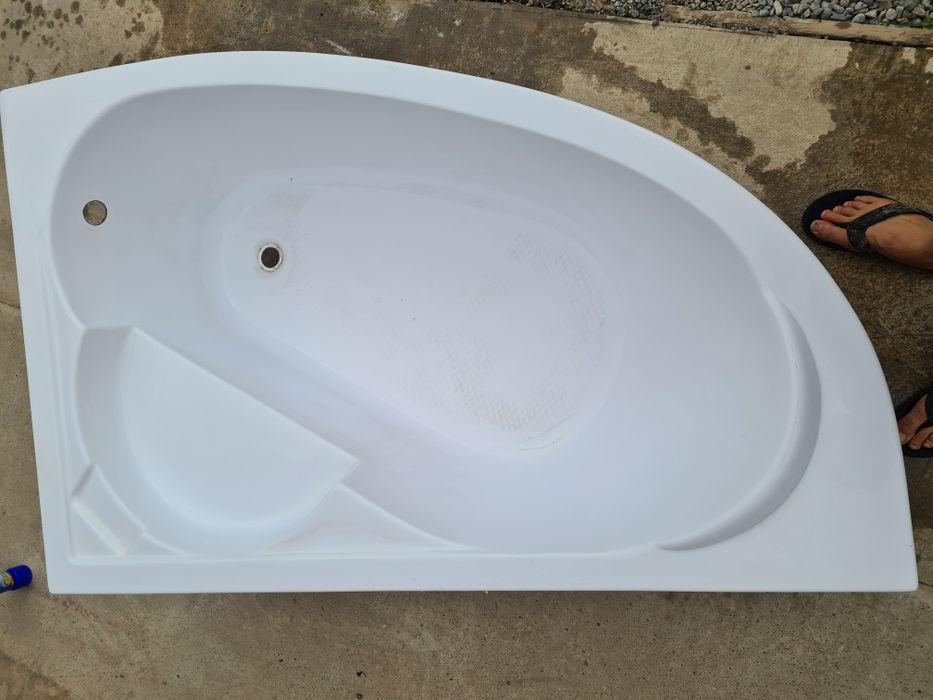 ванна угловая для двоих