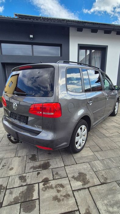 VOLKSWAGEN Touran 2011 — imagine 4