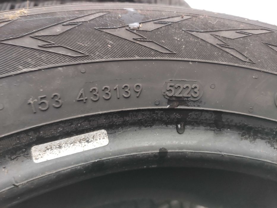 2бр Всесезонни 185 65 15 - Nokian - DOT 2023