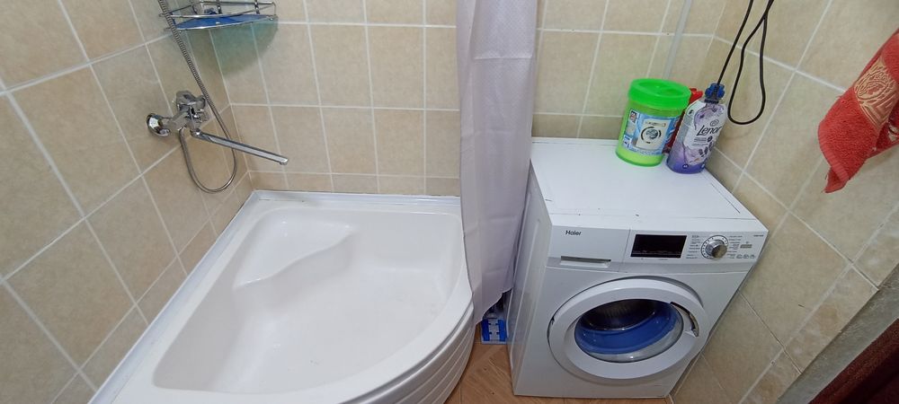 Дархонда Хамид олимжон метро,  41 м2 Бир хонали квартира сотмлади.