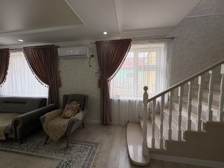 Коттедж в мкр Саркамыс 1