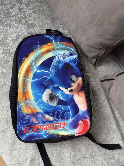 Школьный рюкзак.