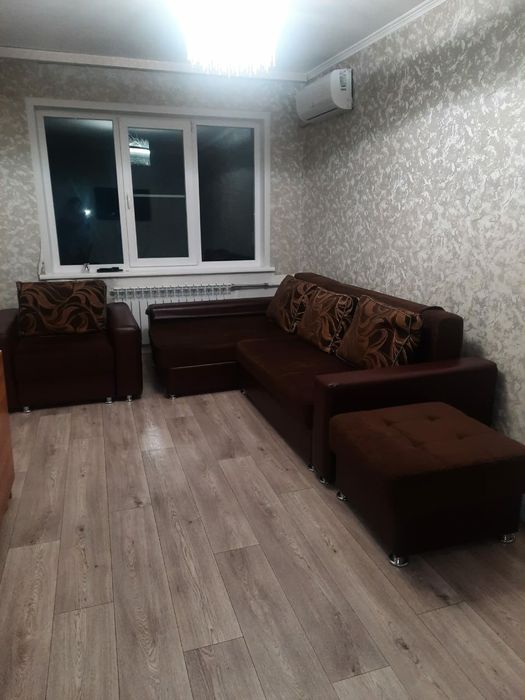 Угловой диван, кресло + пуфик