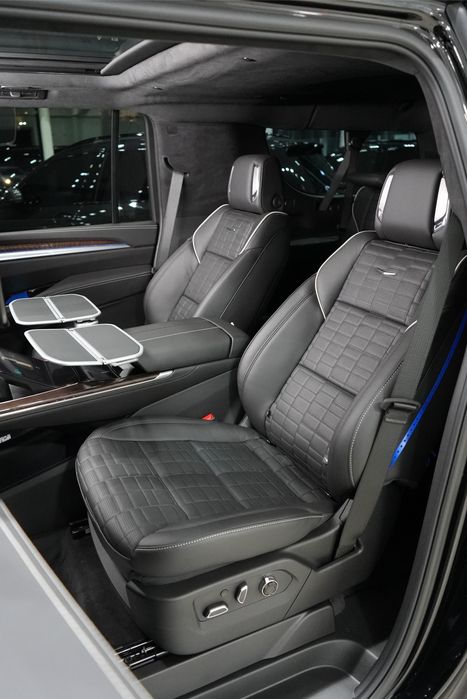 Cadillac Escalade platinum sport long