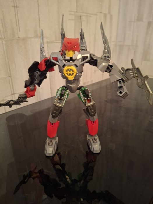 Продаю игрушки биониклы