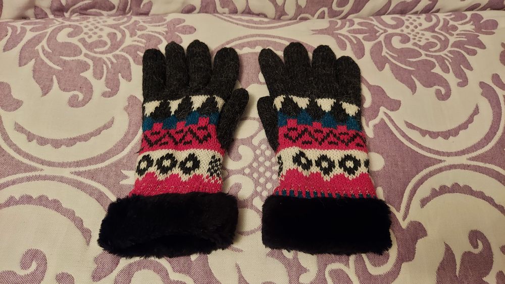 Варежки детские шерстяные