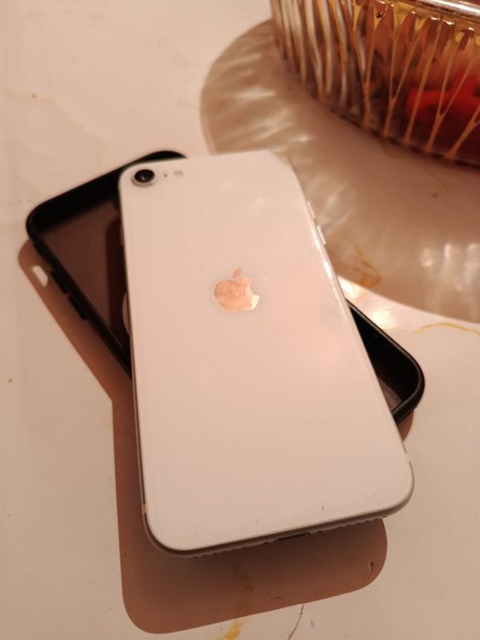 Айфон се 2022 обмен