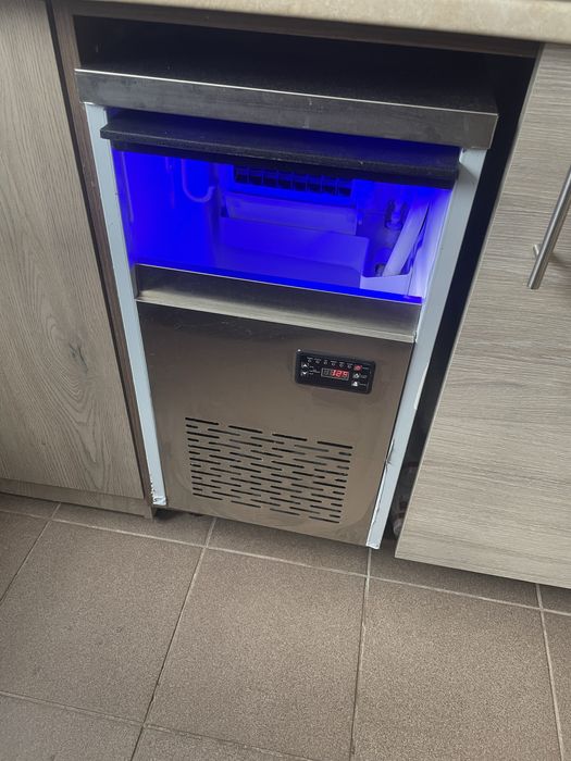 Masina de facut gheata