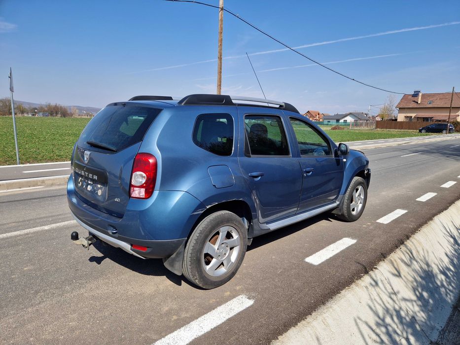 Dacia Duster avariat