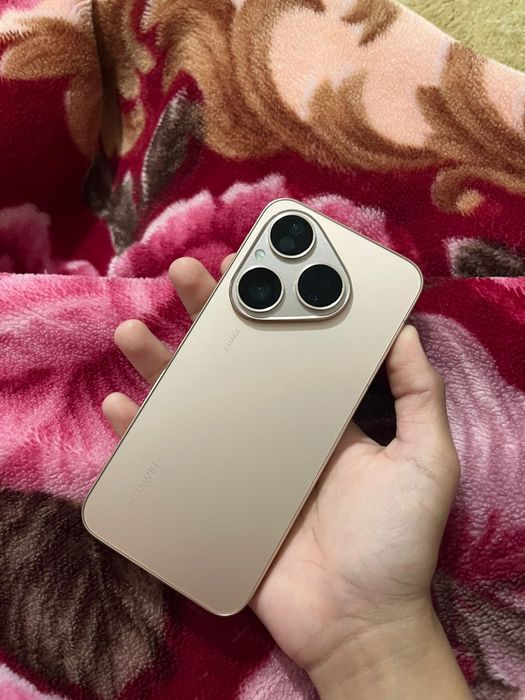Продается телефон новый Huawei pura 80