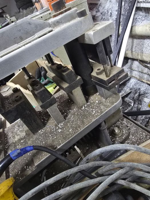 Продам Углорез Торцовку.