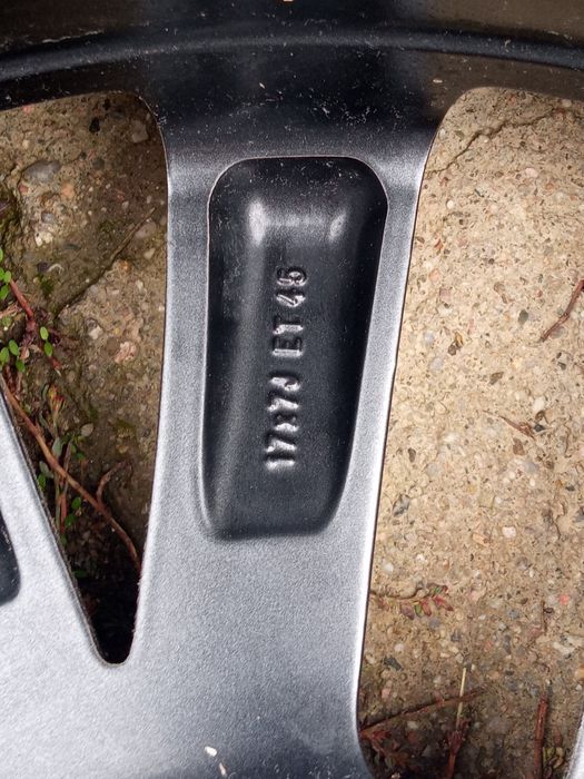 Продам диск с шиной 1 шт