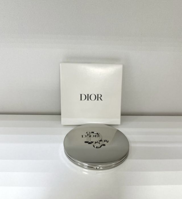 Зеркальце DIOR новое металлическое