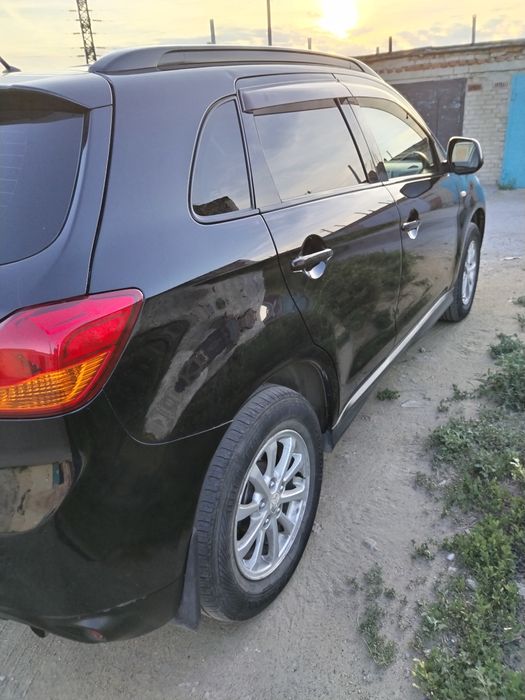 Продам мицубиш асх крассовер