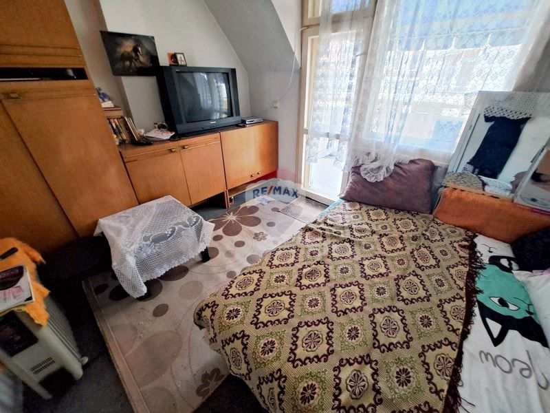 Продава се Тристаен апартамент в Варна, Лятно кино Тракия - 108 кв.м за 1667 €/кв.м - Снимка #8
