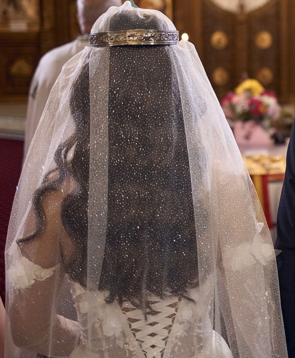 Rochie mireasa cu voal ivory