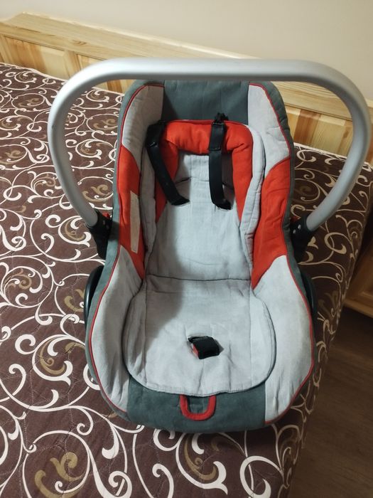 Кош за бебе за кола от 0 до 13кг.