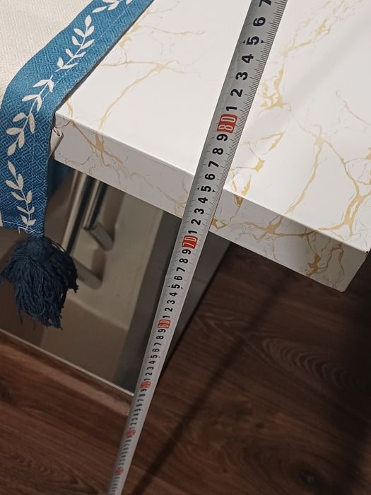 Трапезна маса-бяла