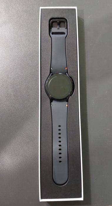 Samsung galaxy watch FE - неработещ