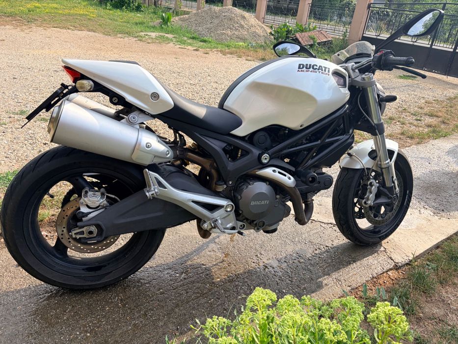 Ducati Monster 2008 696