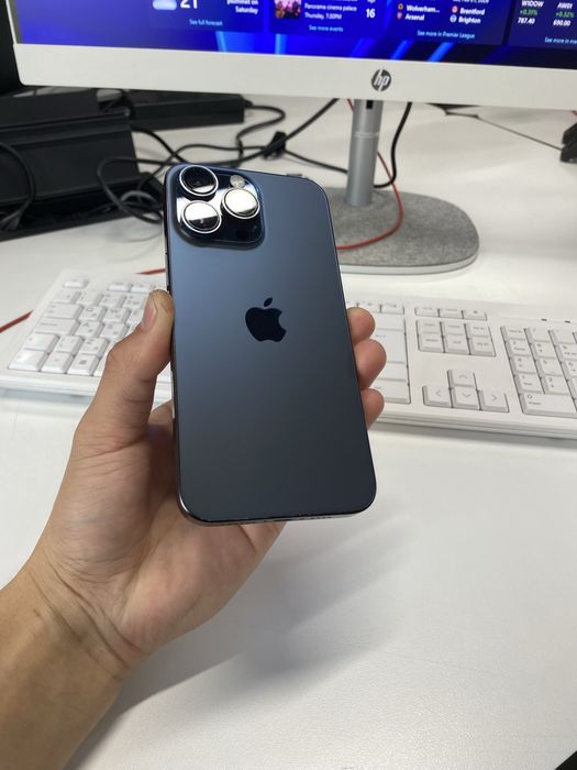 Iphone 15 pro max dark blue titanuim
