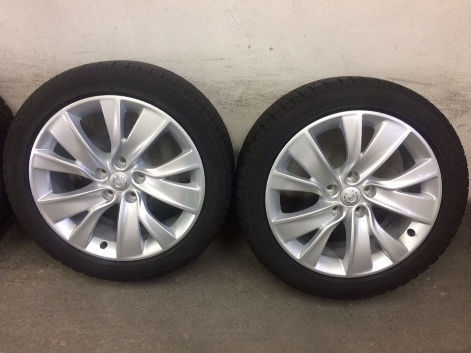 Jante opel insignia astra j 18 5x115 anvelope pirelli 235/45/18