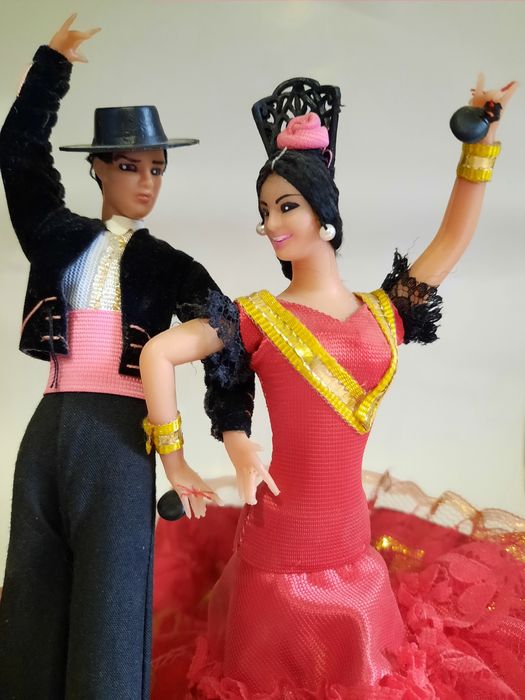 Dansatori spanioli..Lampa lui Aladin, cana cafea,,,pictate manual