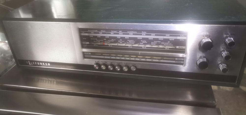 Radio telefunken gavotte ani 60