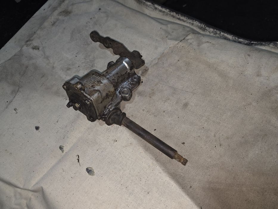 Продам рулевой редуктор на а/м Нива