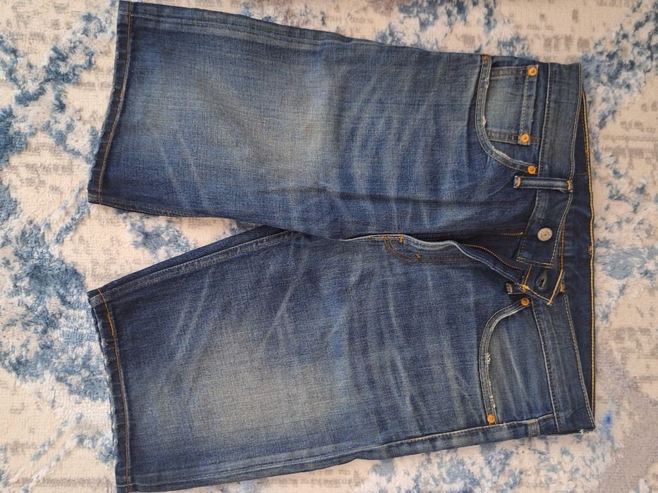 Джинсовые шорты Carhartt и Levi's