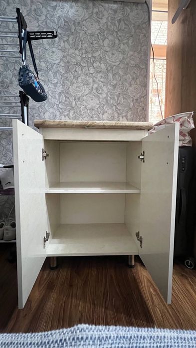 Кухонная тумба 60х60 см.