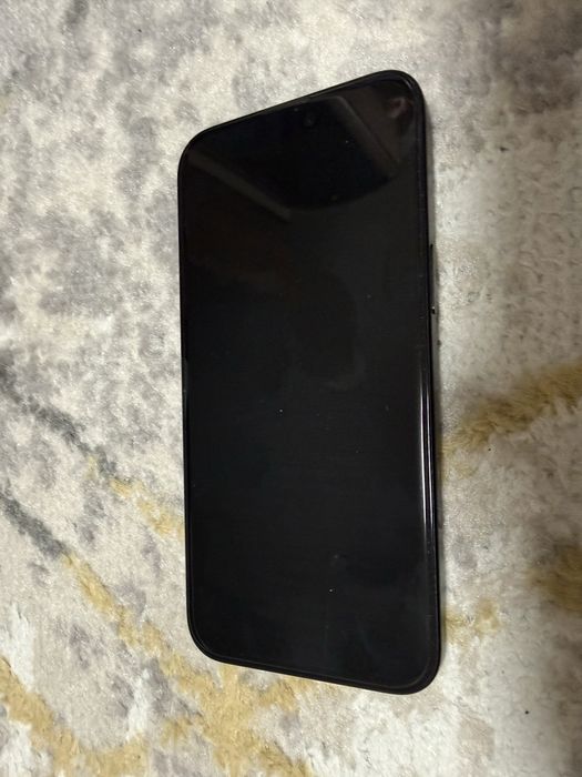 Продам айфон 16 плюс