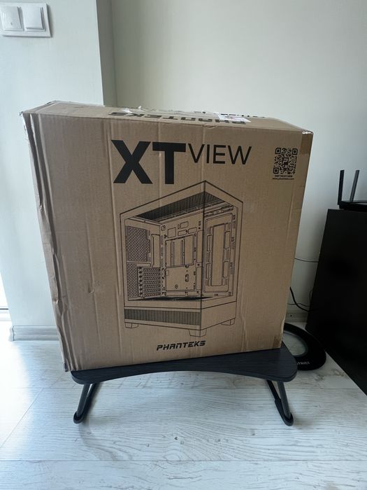 Продавам чисто нова кутия Phanteks XT View – Satin Black