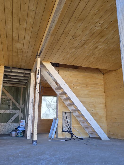 Cabana lemn lac surduc