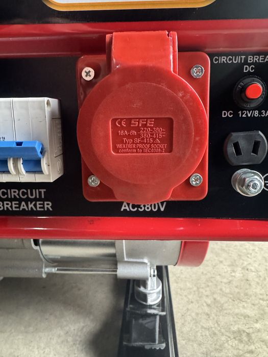 Dezumidificator profesional de inchiriat / Generator pe benzina 5KW 220V 380V