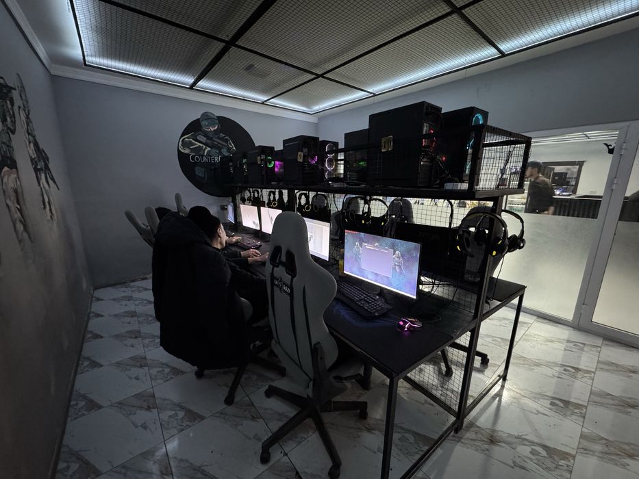 Компютер клуб сотилади