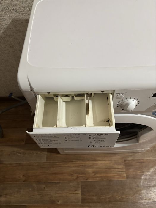 Стиральная машина Indesit