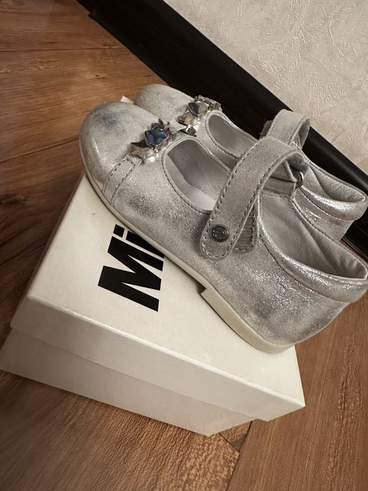 Туфли босоножки для девочки