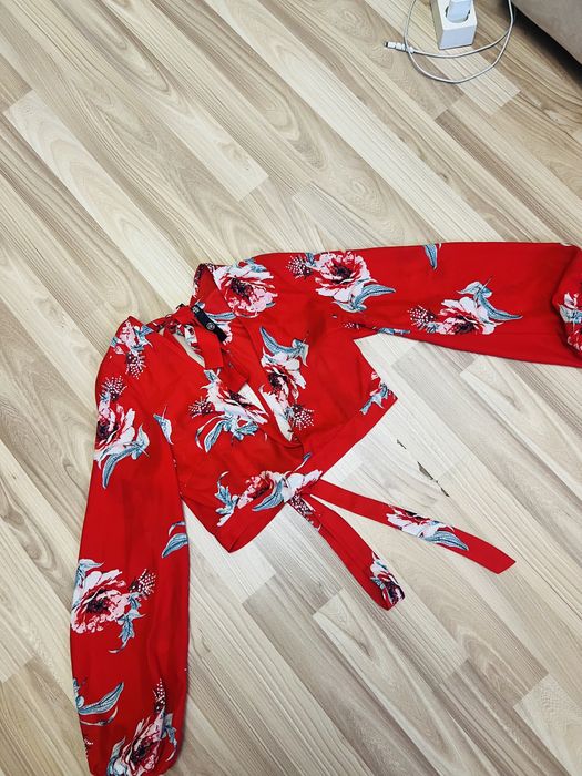 Cropp top missguided