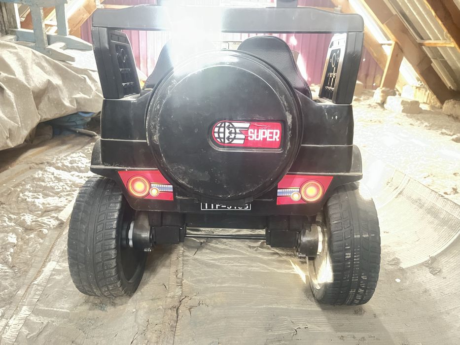 Детский машина  Мерседес