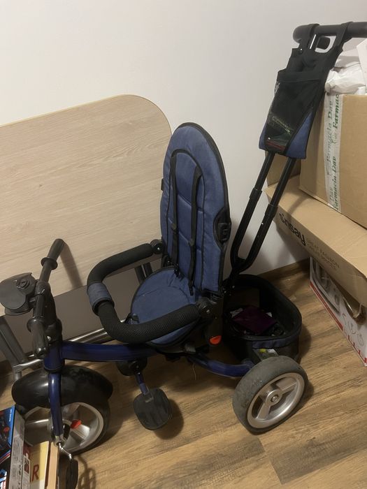 Tricicleta cu maner si pozitie de somn