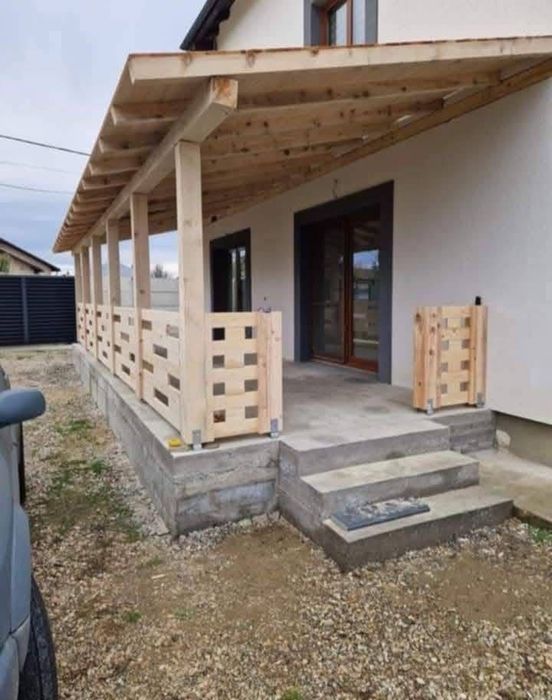 Construim căsuțe din lemn