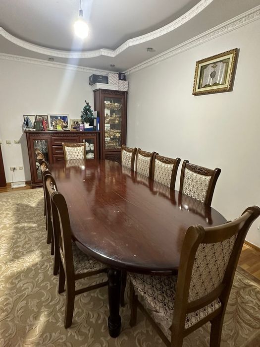 Здравствуйте, стулья