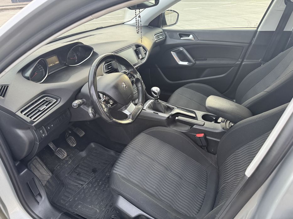 Peugeot 308 din 2014