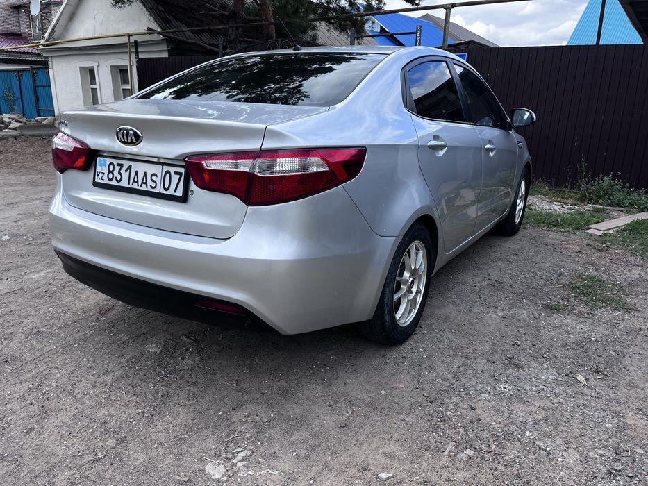 Киа Рио 3 автомат