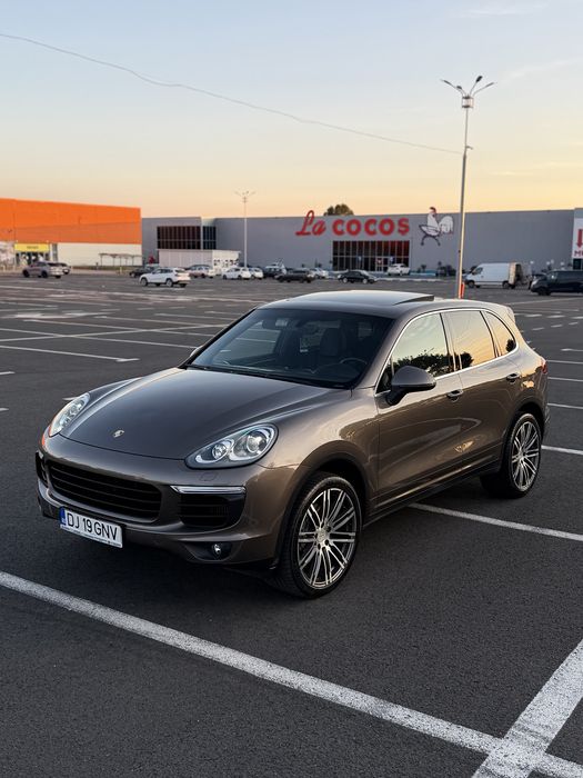 Porsche Cayenne Impecabil