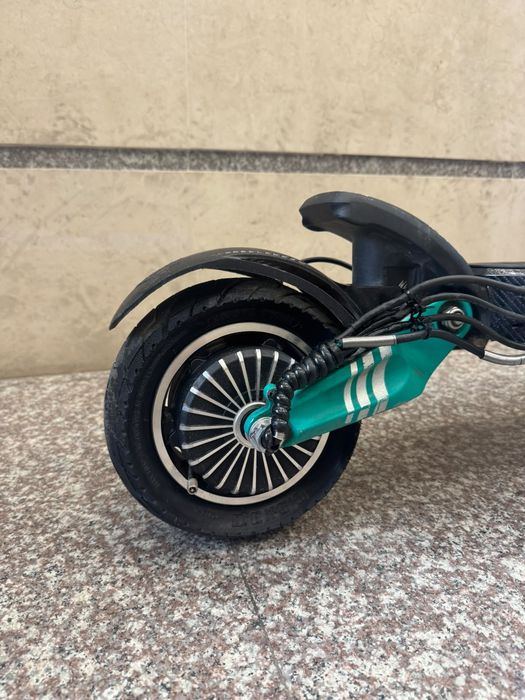 Vsett 9+ 28ah 6000w magura