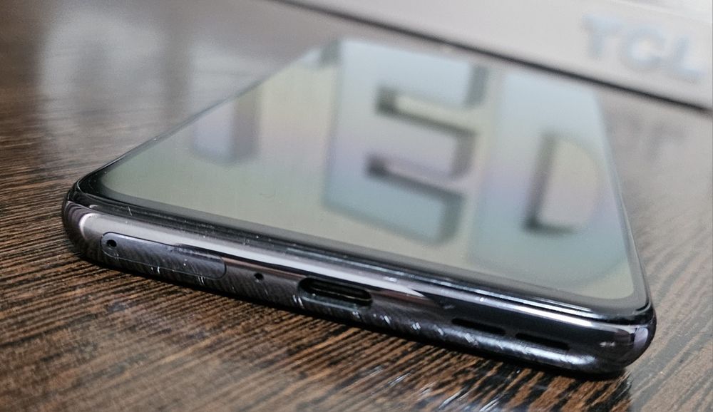 Продам OnePlus Nord2 5g в хорошем состоянии