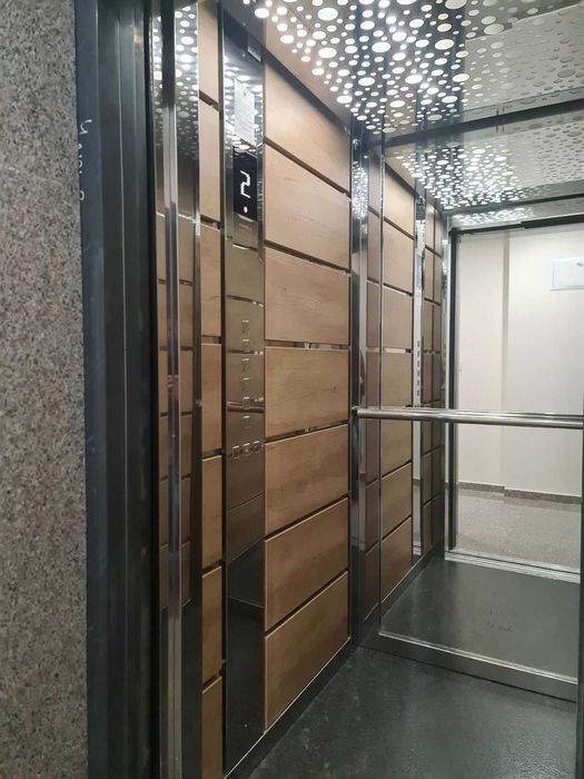 Дава се под наем Тристаен апартамент в Пловдив, Център - 80 кв.м за 510 € - Снимка #1