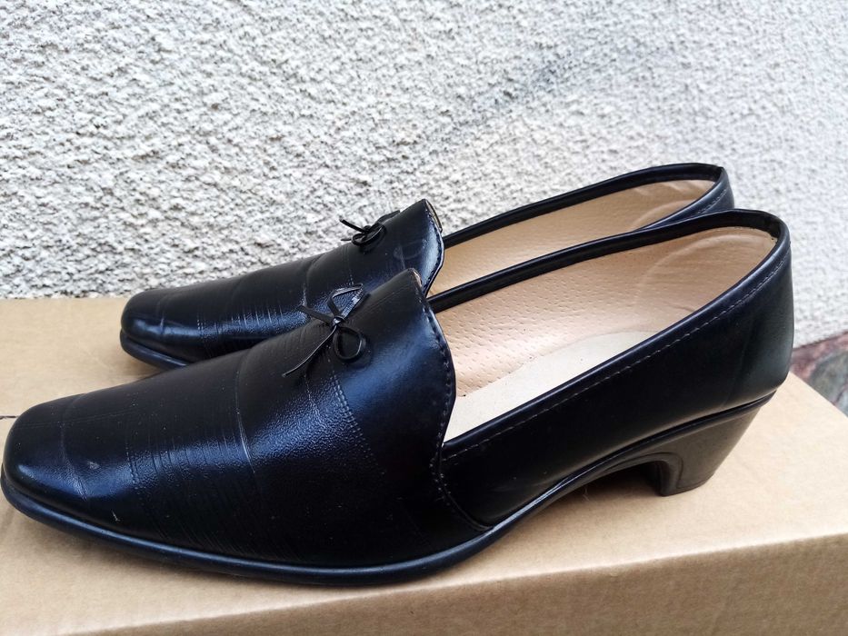 Сандали,естествена кожа,36.НОВИ